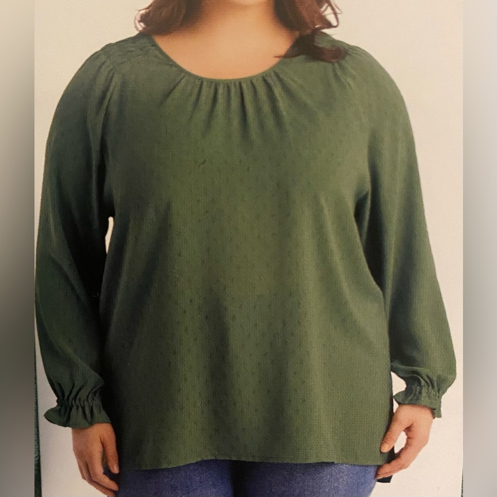 NWT Jessica Simpson Ruffle Long Sleeve Green